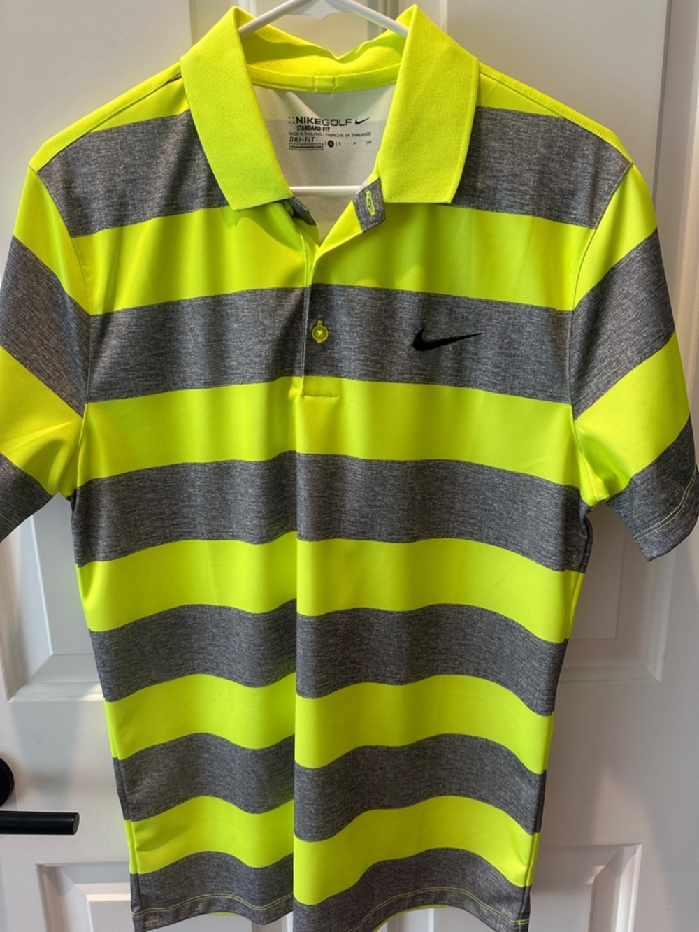 Like new. Nike Golf polo shirt Dri Fit. Size small